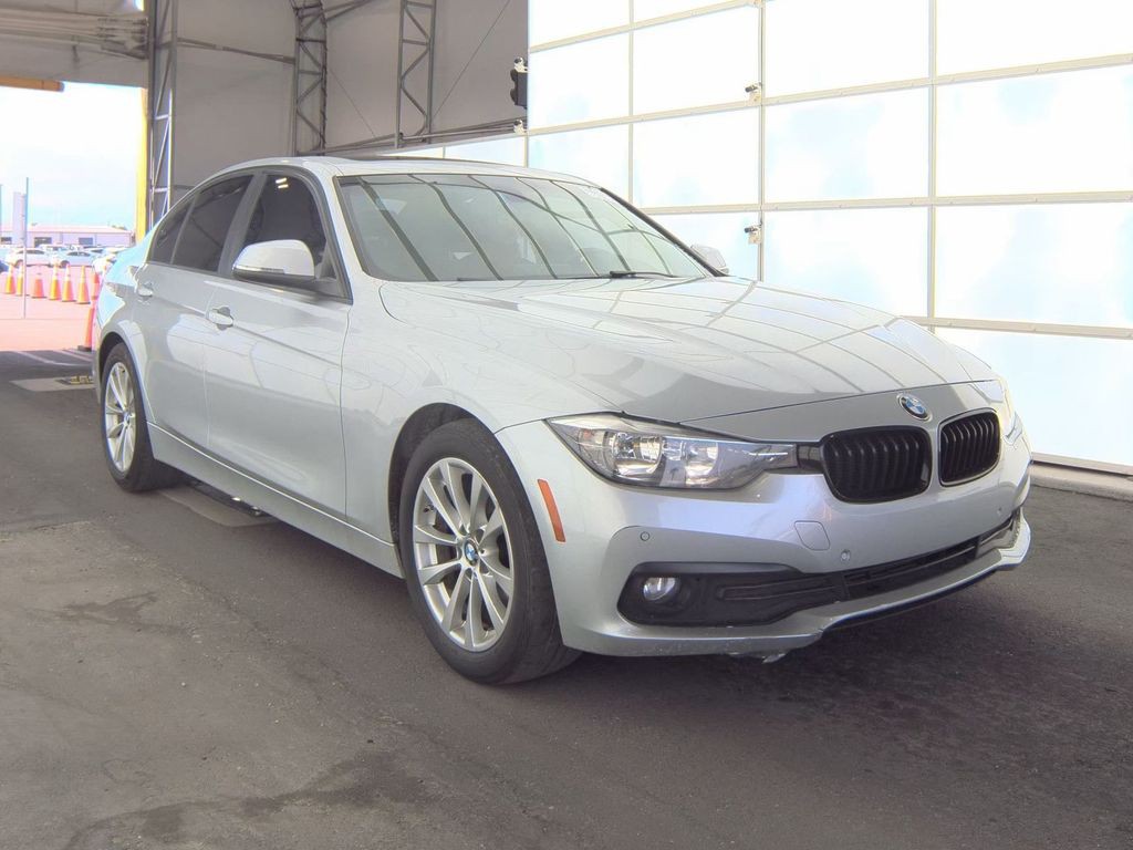 2017 BMW 3 Series Image 1