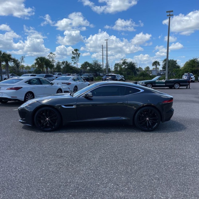 2016 Jaguar F-TYPE Image 5