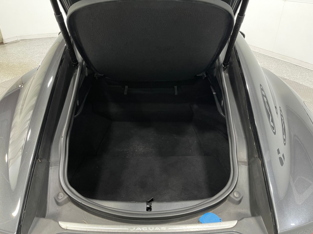 2016 Jaguar F-TYPE Image 26