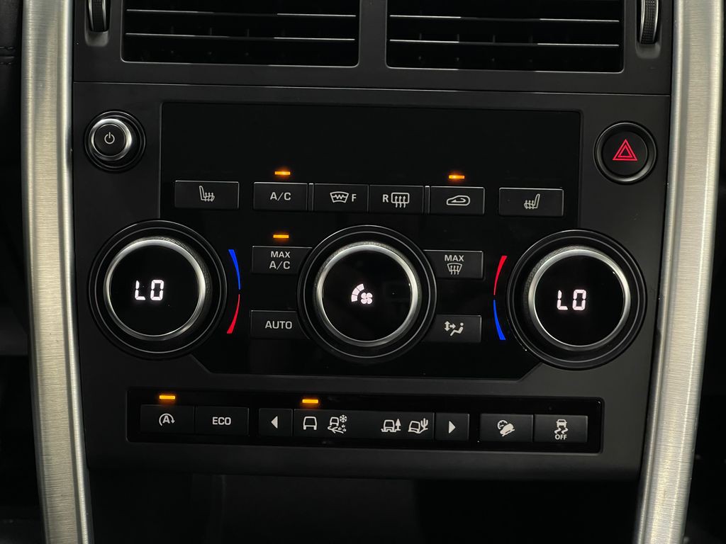 2017 Land Rover Discovery Sport Image 25