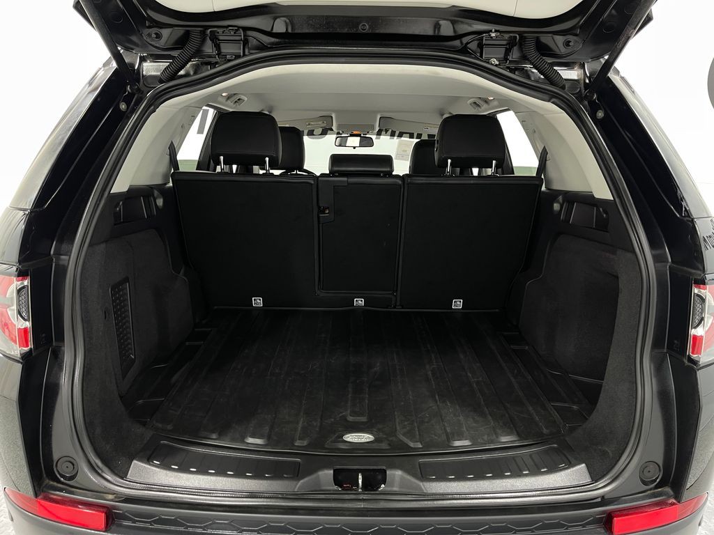 2017 Land Rover Discovery Sport Image 26