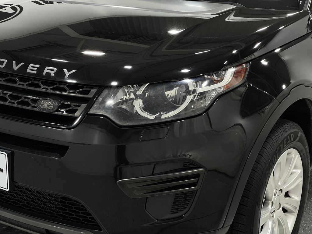 2017 Land Rover Discovery Sport Image 33