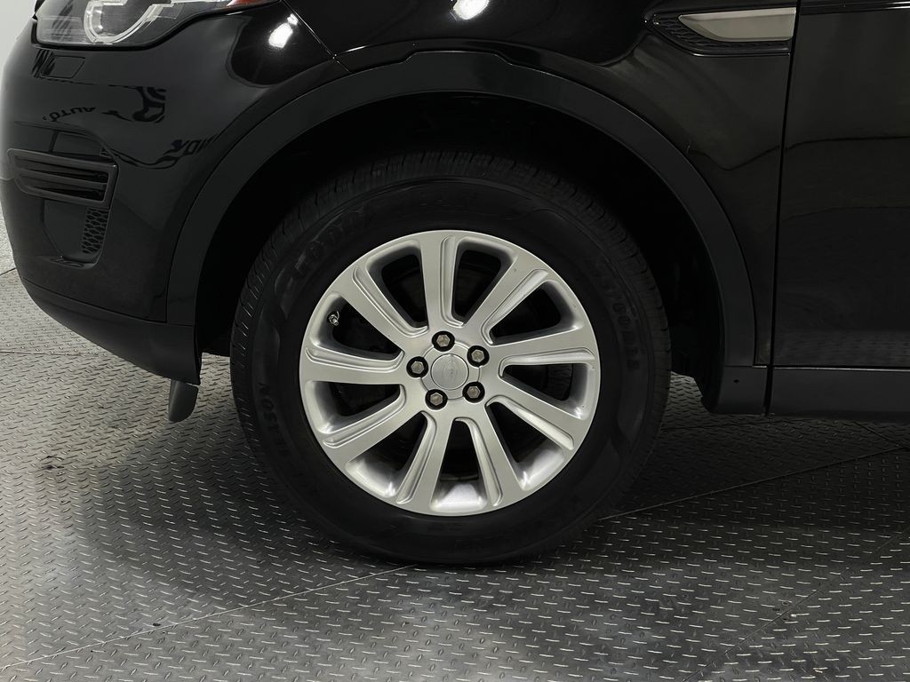 2017 Land Rover Discovery Sport Image 35