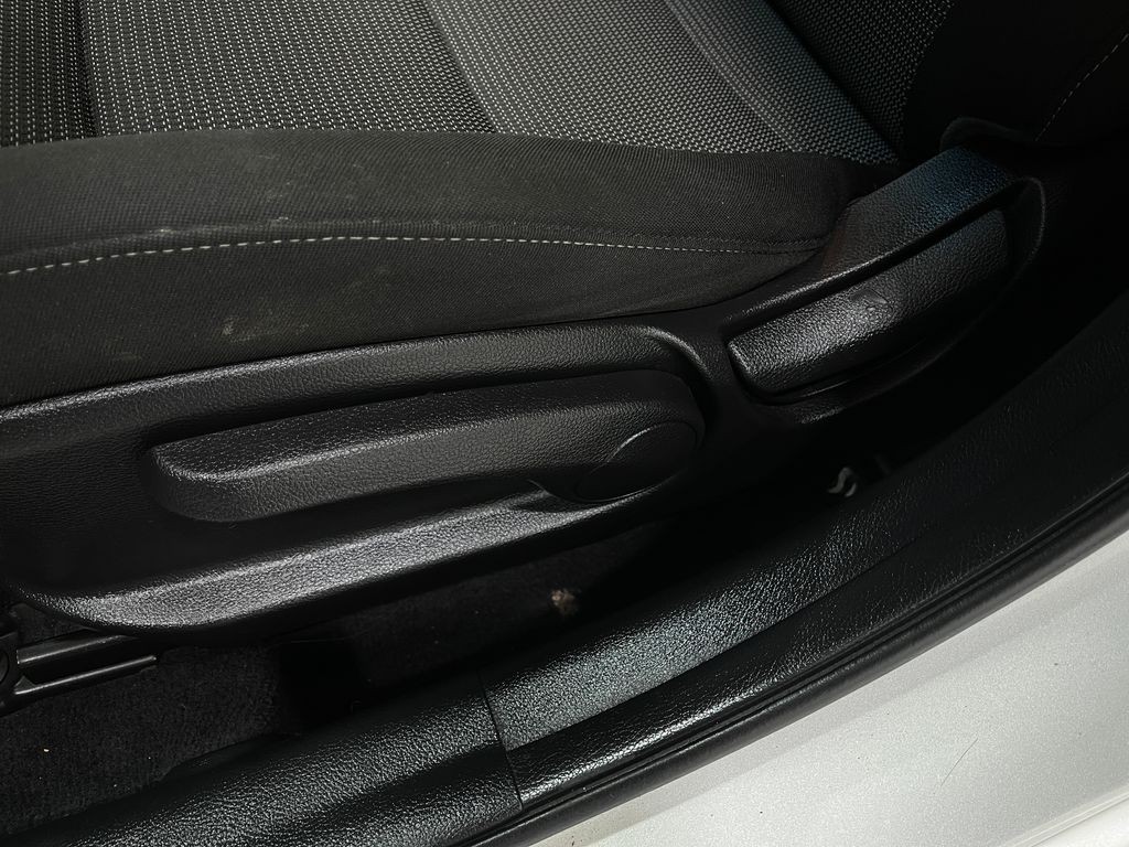 2017 Kia Forte Image 14
