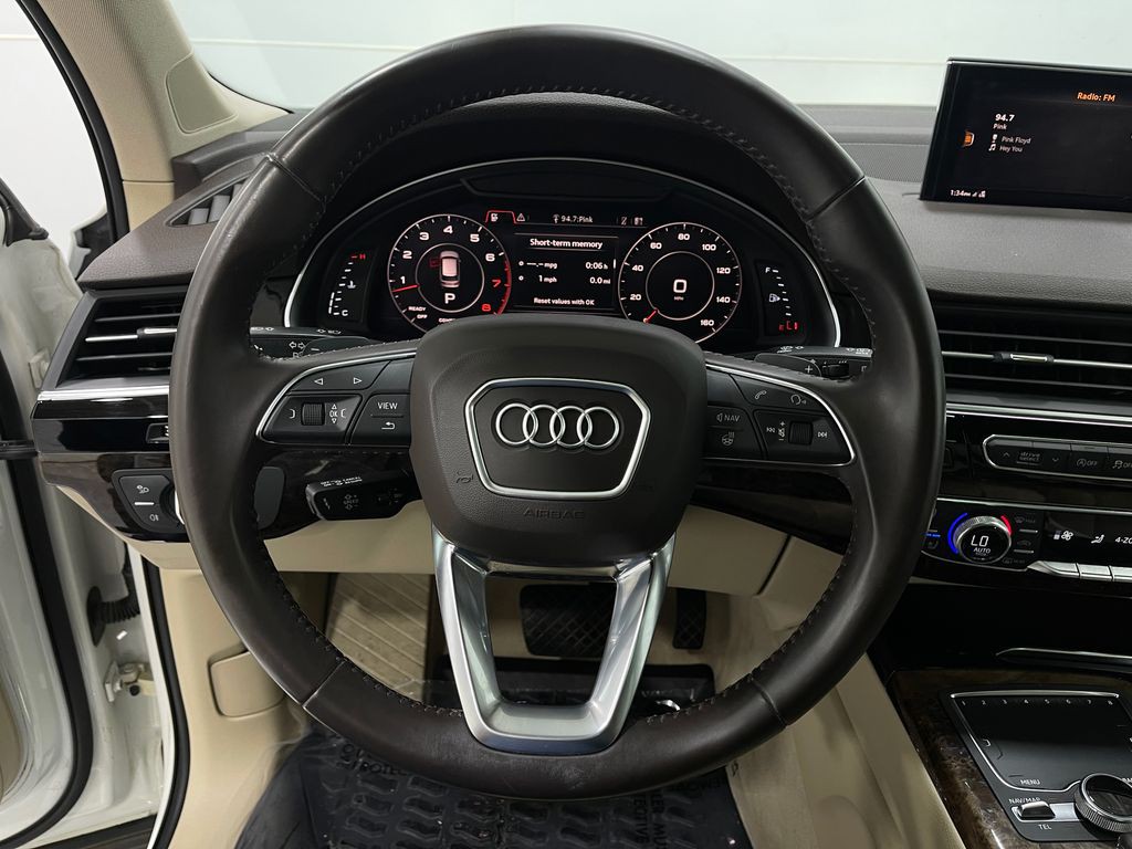 2019 Audi Q7 Image 23