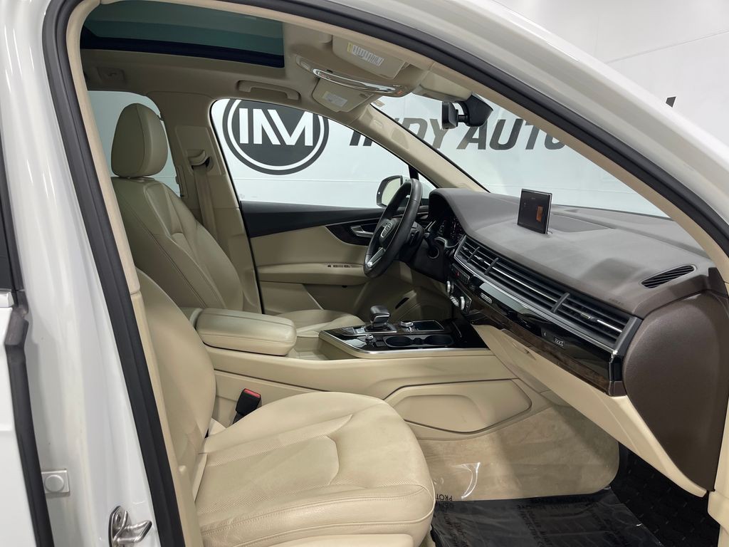 2019 Audi Q7 Image 35