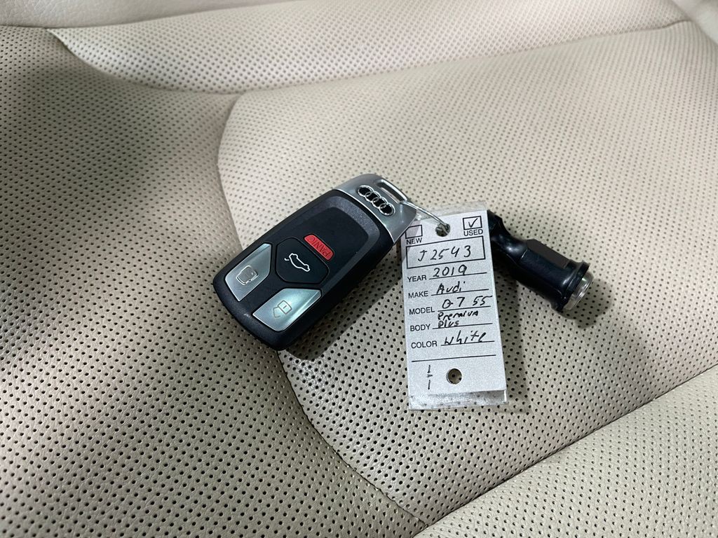 2019 Audi Q7 Image 40