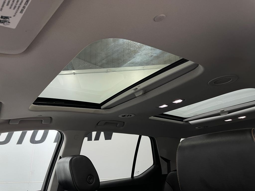 2019 Chevrolet Traverse Image 12