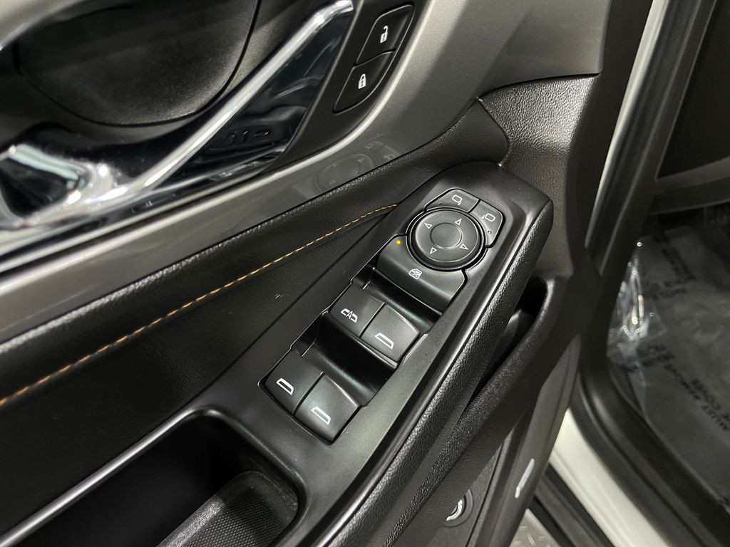 2019 Chevrolet Traverse Image 16