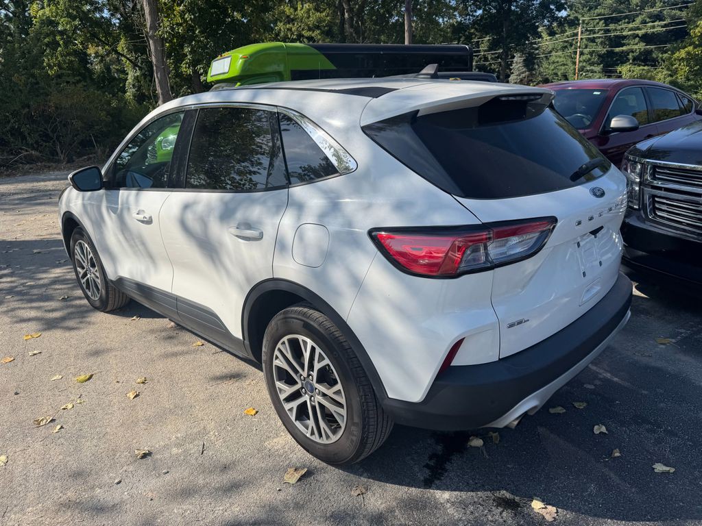 2022 Ford Escape Image 5