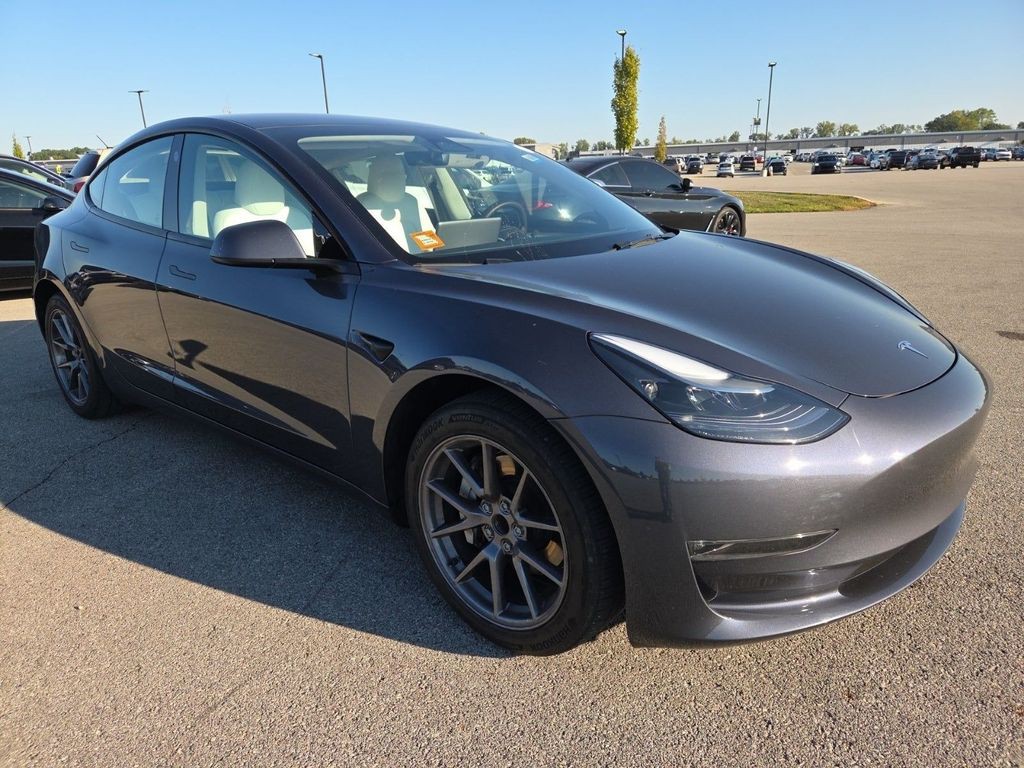 2023 Tesla Model 3 Image 1