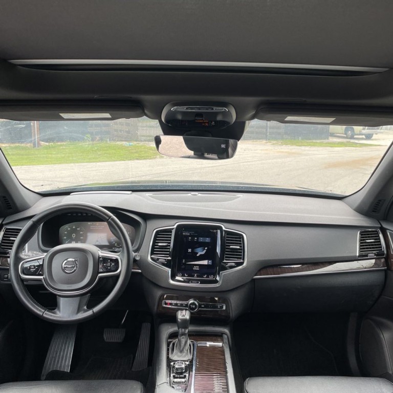 2016 Volvo XC90 Image 10