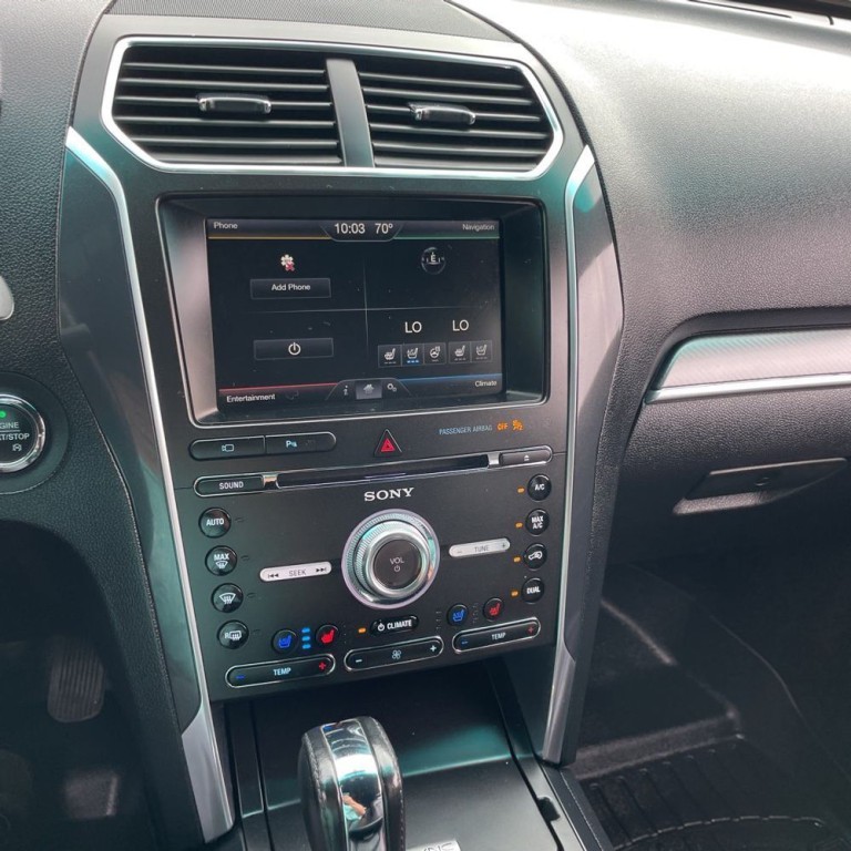 2016 Ford Explorer Image 12