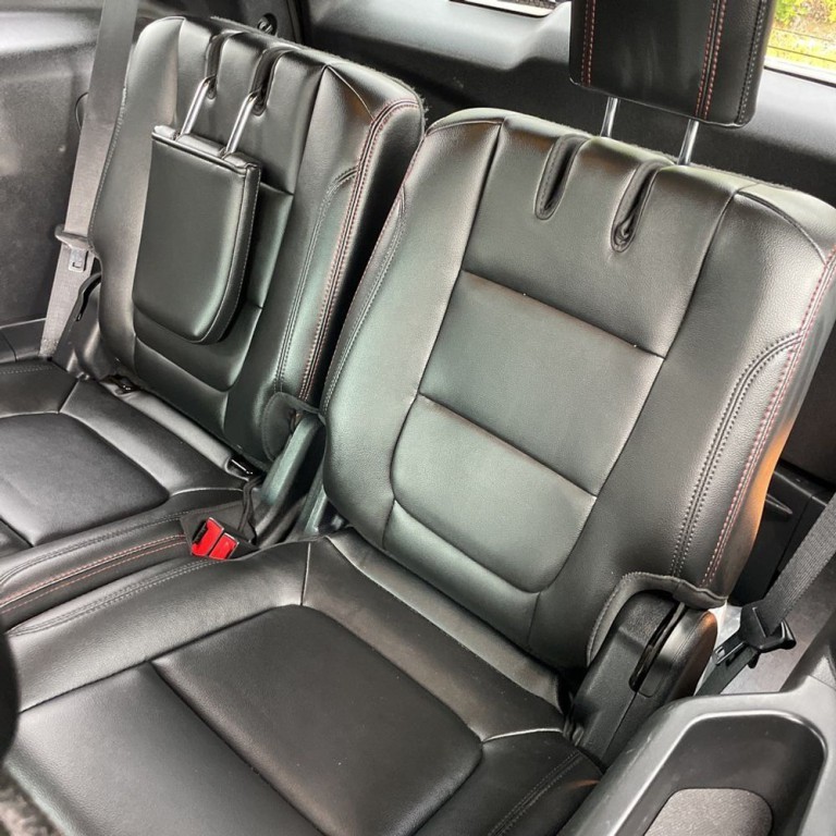 2016 Ford Explorer Image 18