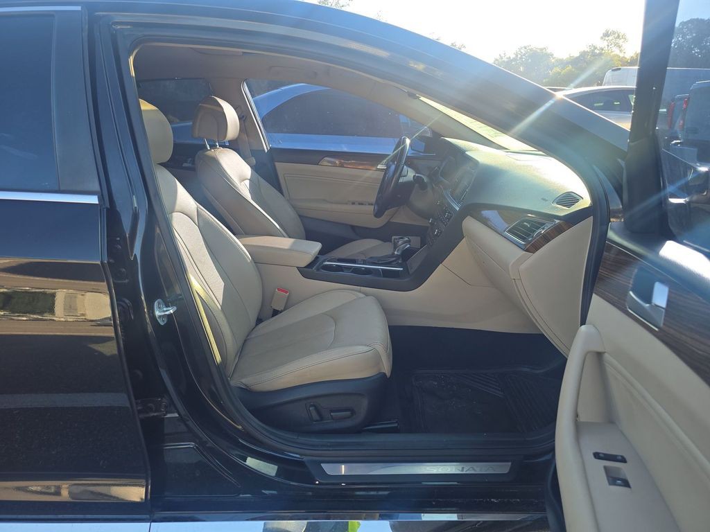 2017 Hyundai Sonata Image 8