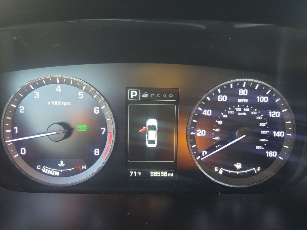 2017 Hyundai Sonata Image 10