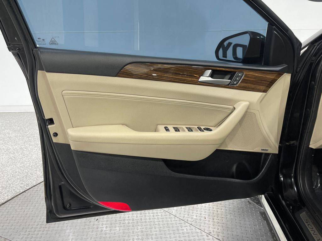 2017 Hyundai Sonata Image 15