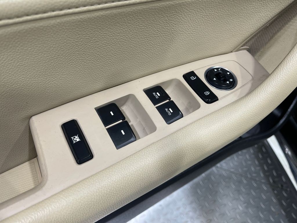 2017 Hyundai Sonata Image 16