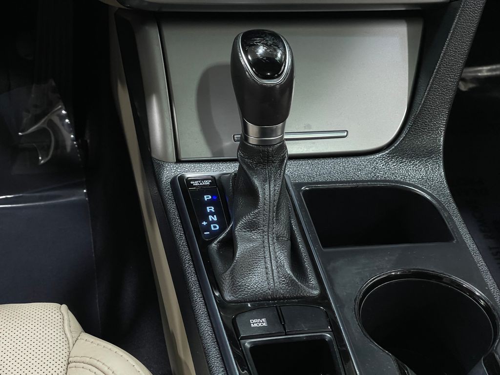 2017 Hyundai Sonata Image 29