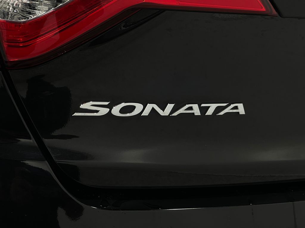 2017 Hyundai Sonata Image 39