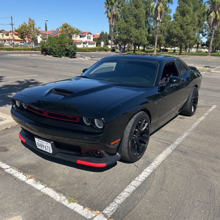 2019 Dodge Challenger Image 3