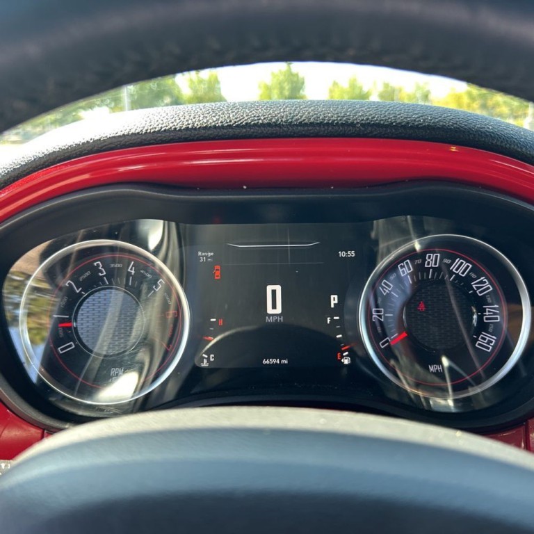2019 Dodge Challenger Image 11