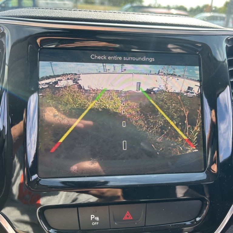 2019 Jeep Cherokee Image 14