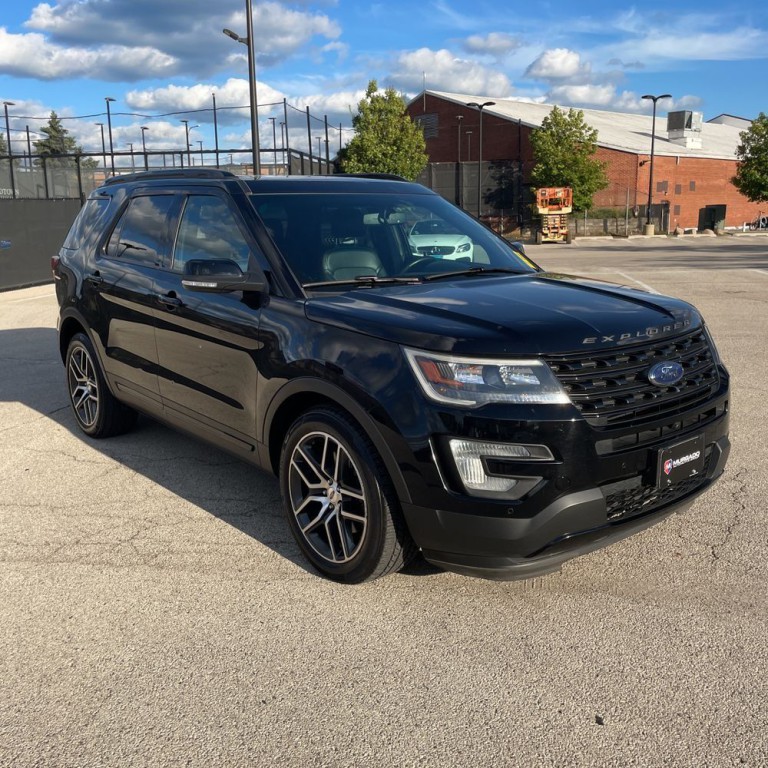 2017 Ford Explorer Image 1