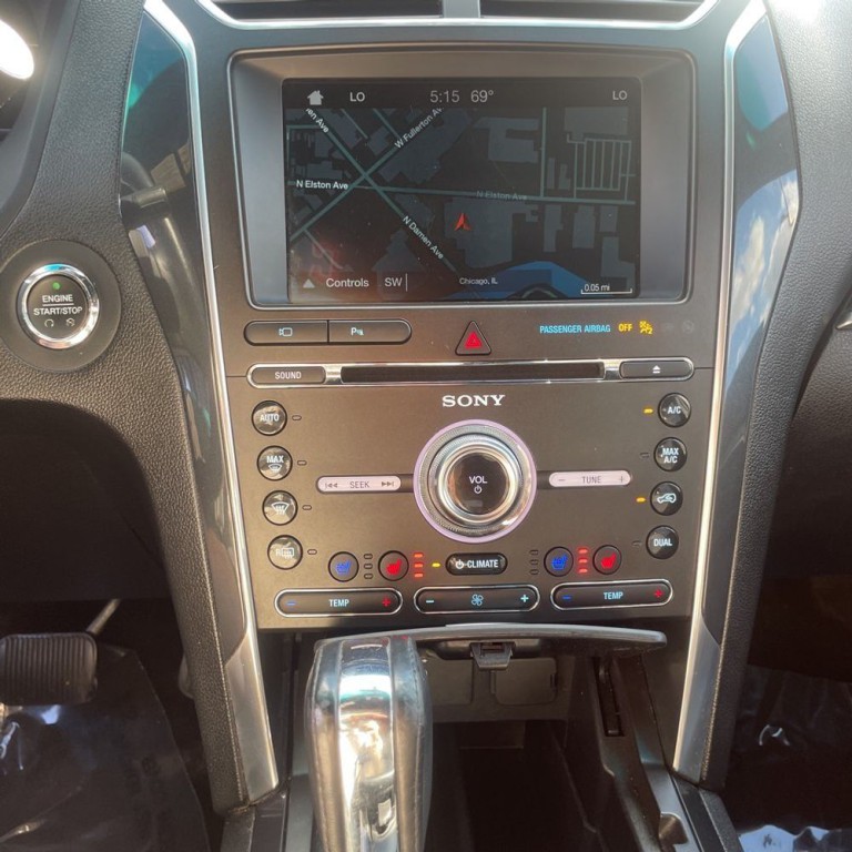 2017 Ford Explorer Image 12