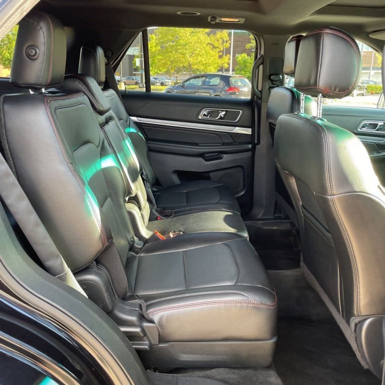 2017 Ford Explorer Image 17