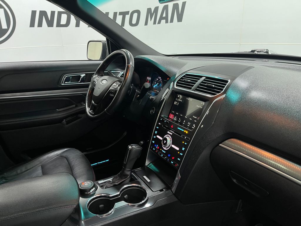 2017 Ford Explorer Image 19
