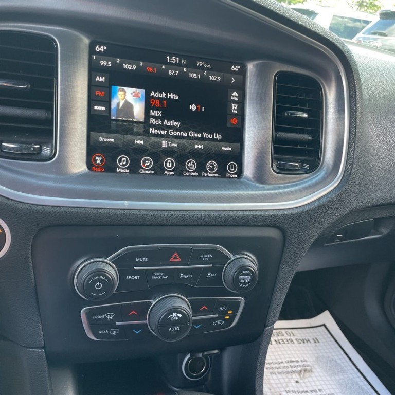 2017 Dodge Charger Image 13