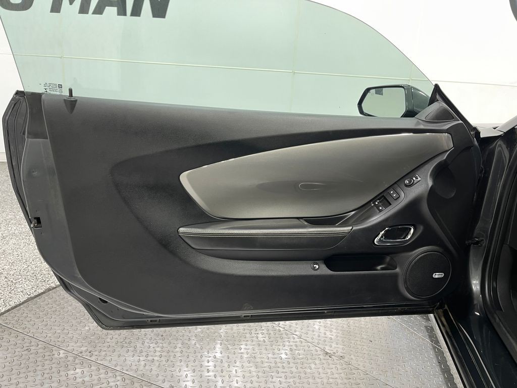 2015 Chevrolet Camaro Image 15