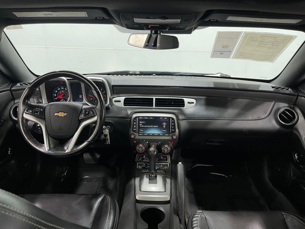 2015 Chevrolet Camaro Image 19