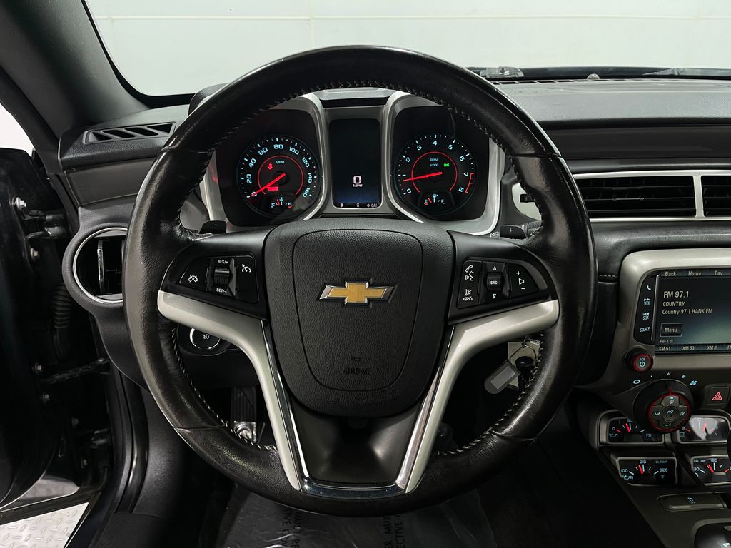 2015 Chevrolet Camaro Image 22