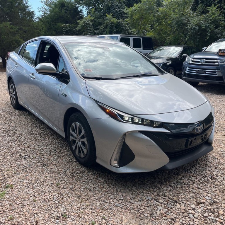 2020 Toyota Prius Image 1