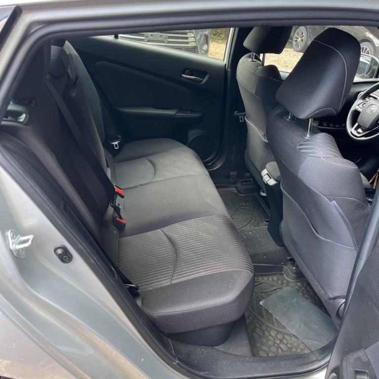 2020 Toyota Prius Image 14