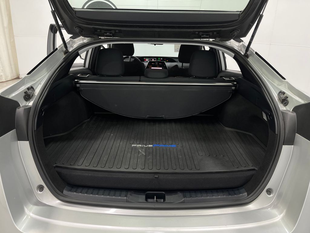 2020 Toyota Prius Image 23