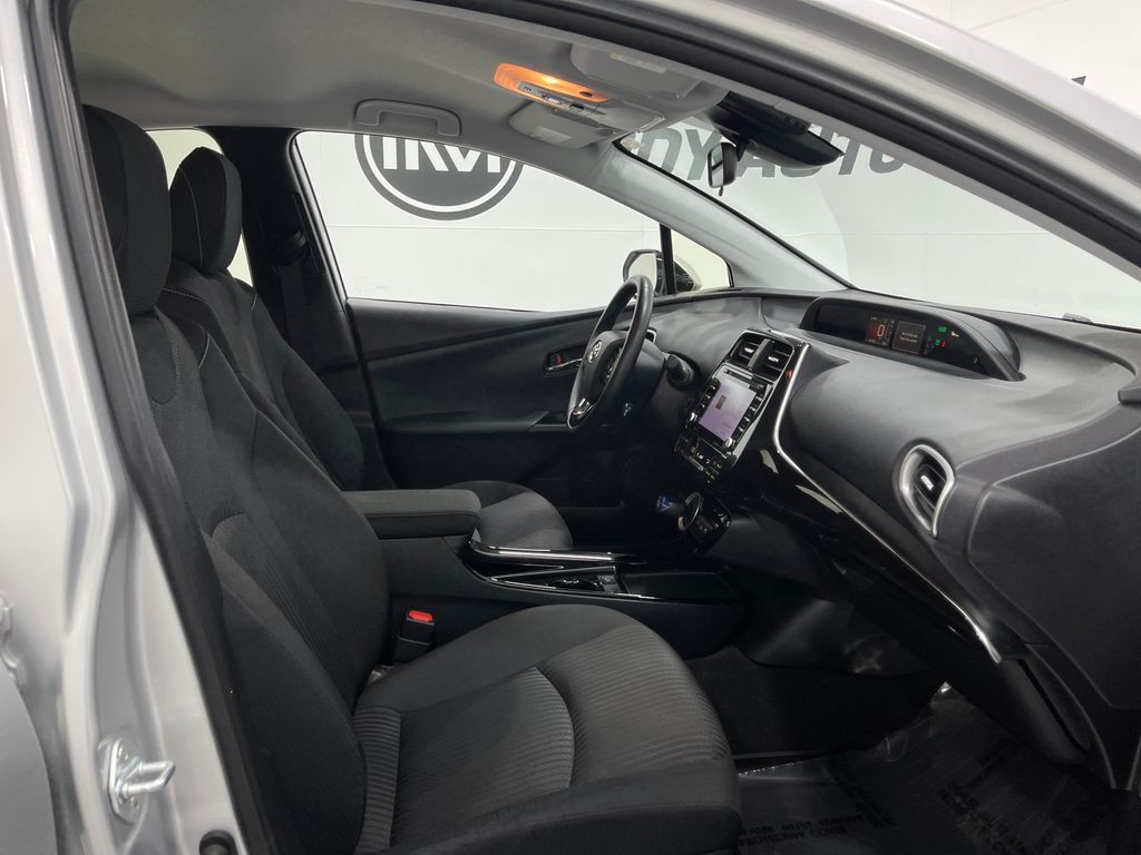 2020 Toyota Prius Image 29