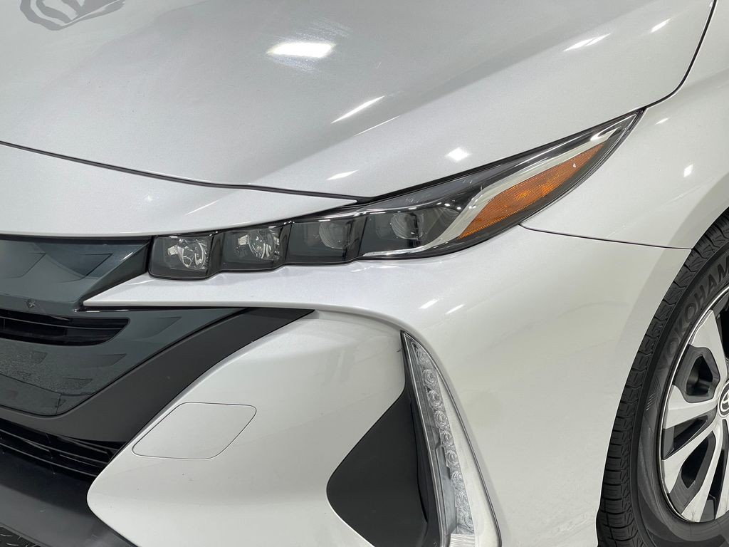 2020 Toyota Prius Image 30
