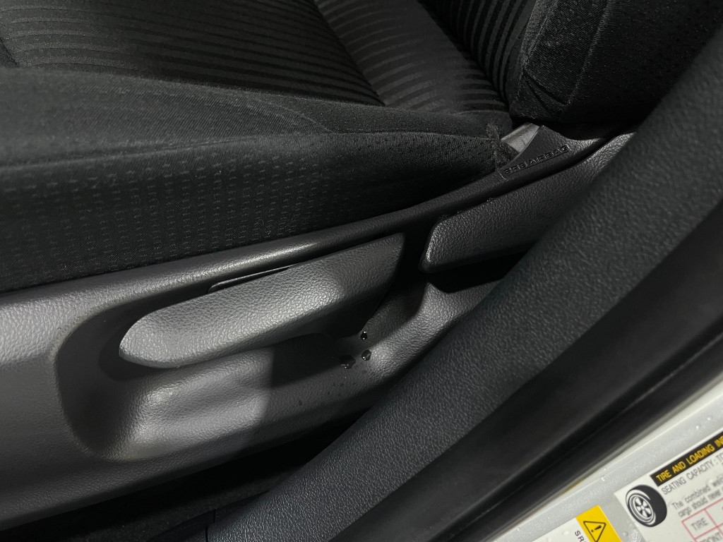 2020 Toyota Prius Image 15