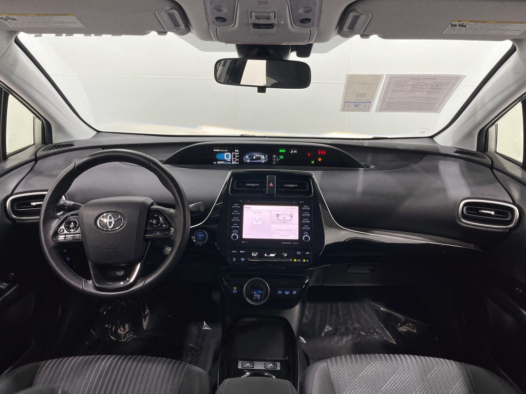 2020 Toyota Prius Image 17
