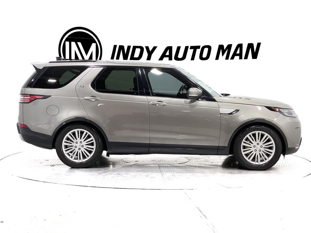 2019 Land Rover Discovery Image 3