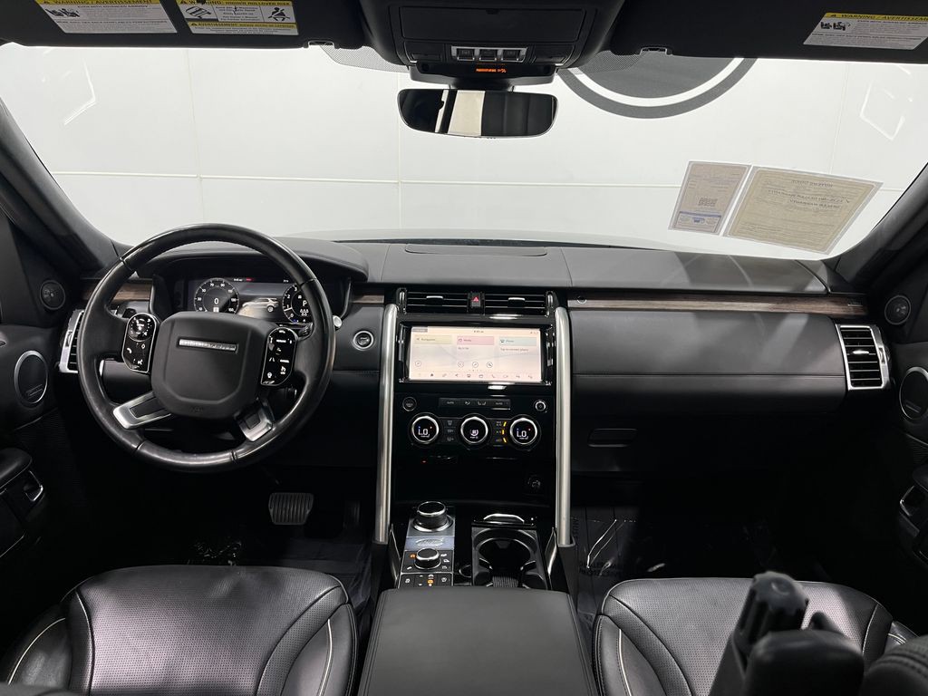 2019 Land Rover Discovery Image 20
