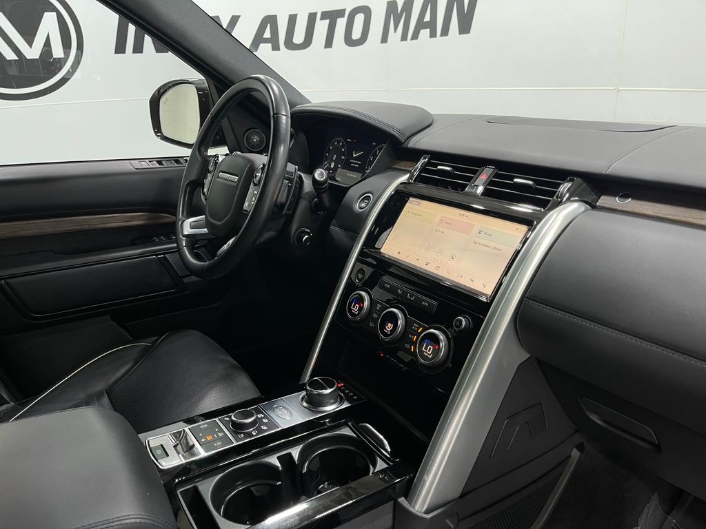2019 Land Rover Discovery Image 21