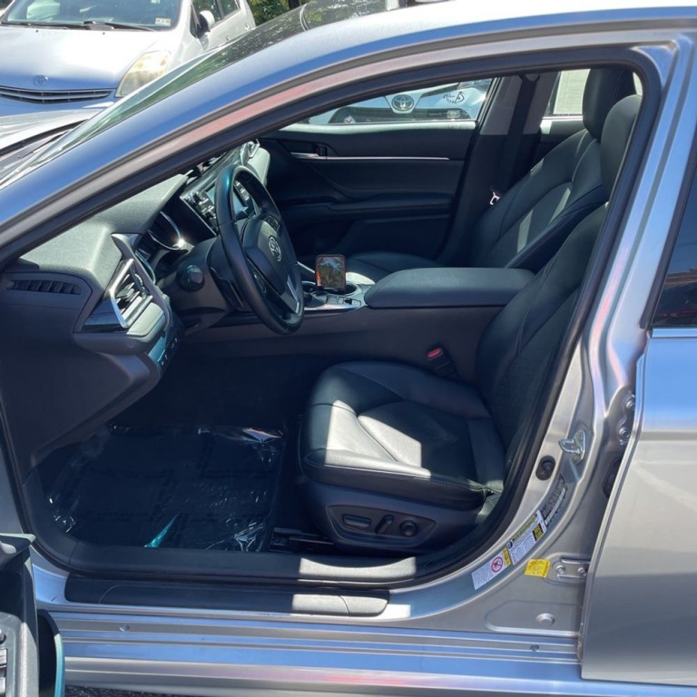2018 Toyota Camry Image 8