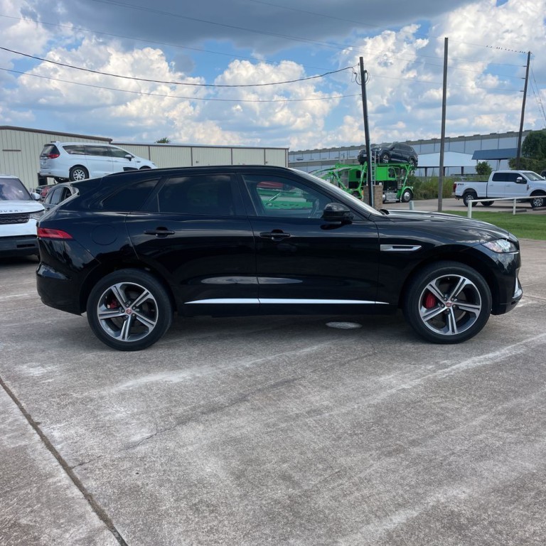 2018 Jaguar F-PACE Image 4