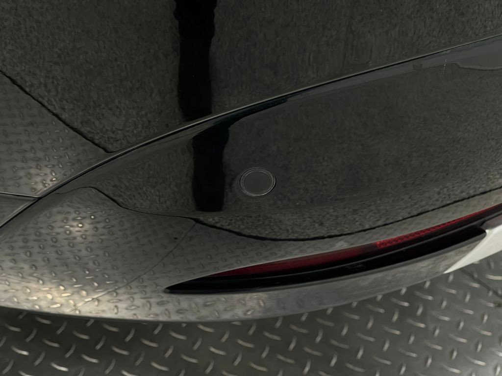 2018 Jaguar F-PACE Image 13