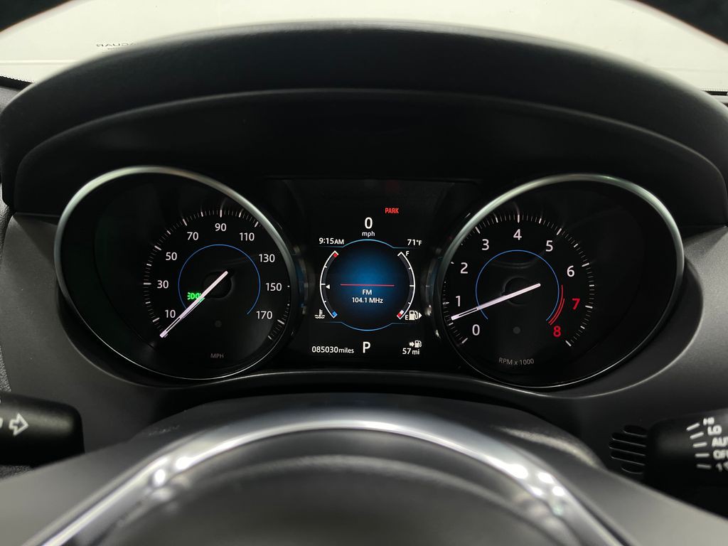 2018 Jaguar F-PACE Image 18