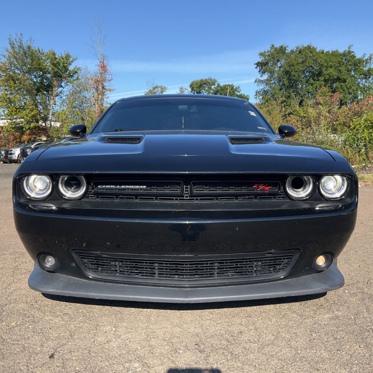 2018 Dodge Challenger Image 2